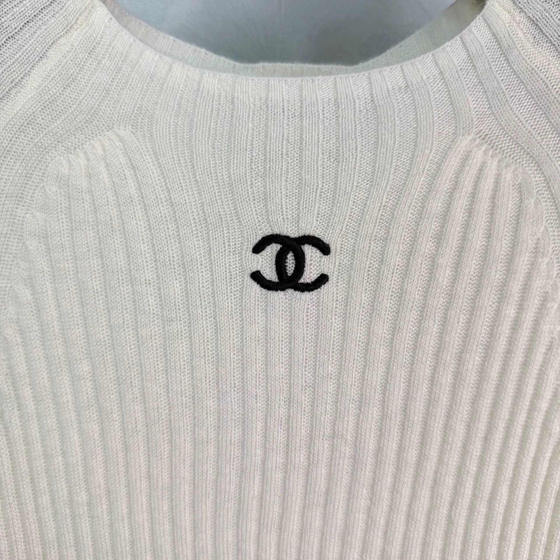 Chanel / 26 ssNew Knitted Short-Sleeve Top