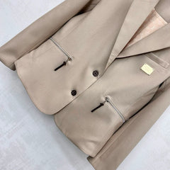Louis Vuitton / 26 New Leather Buckle Pleated Blazer