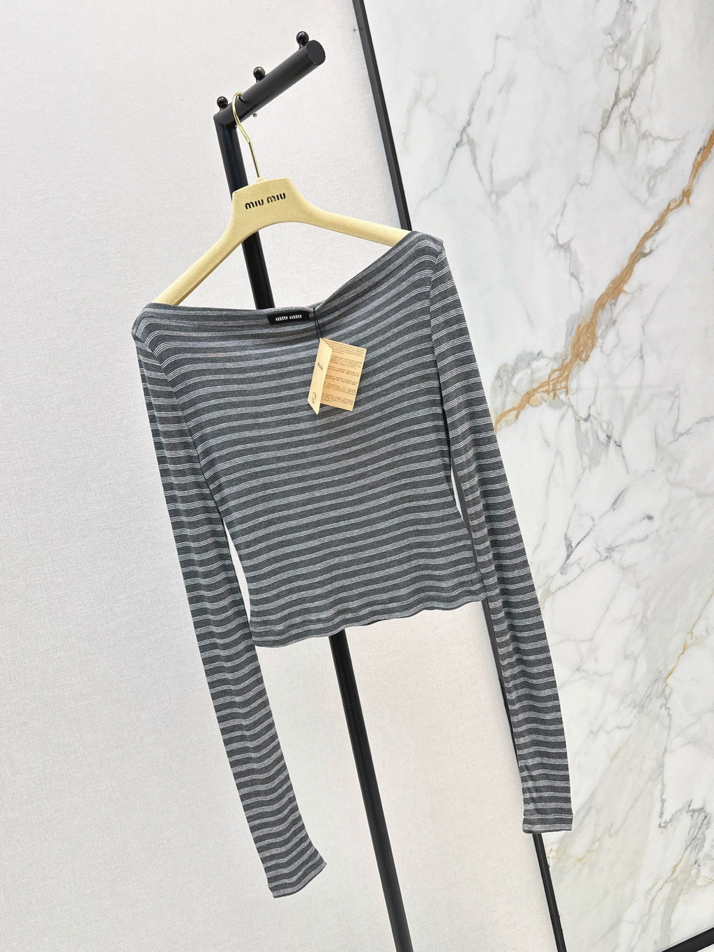 MiuMiu/26Latest Early Autumn Striped Cropped Top
