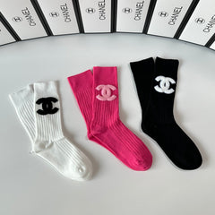 CHANEL 26S CREW SOCKS 373803 (1 BOX)