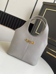CHANEL 26S QUILTED HOBO BAG 27 IN LIGHT GREY CALFSKIN GOLD HARDWARE