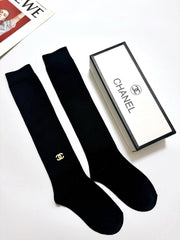 CHANEL 26S CREW SOCKS 403618 (1 BOX)