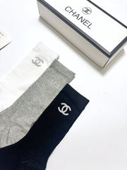 CHANEL 26S CREW SOCKS 408734 (1 BOX)