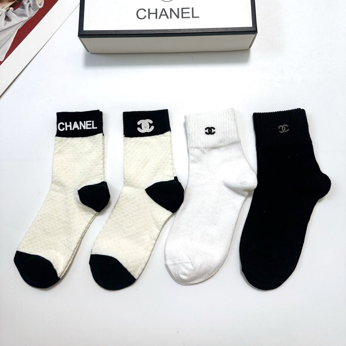 CHANEL 26S ANKLE SOCKS 408741 (1 BOX)