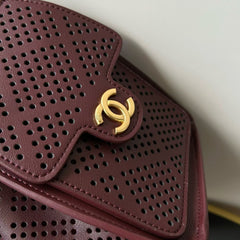 CHANEL 26S HOBO BAG 22 IN BURGUNDY RED PERFORATED CALFSKIN GOLD HARDWARE