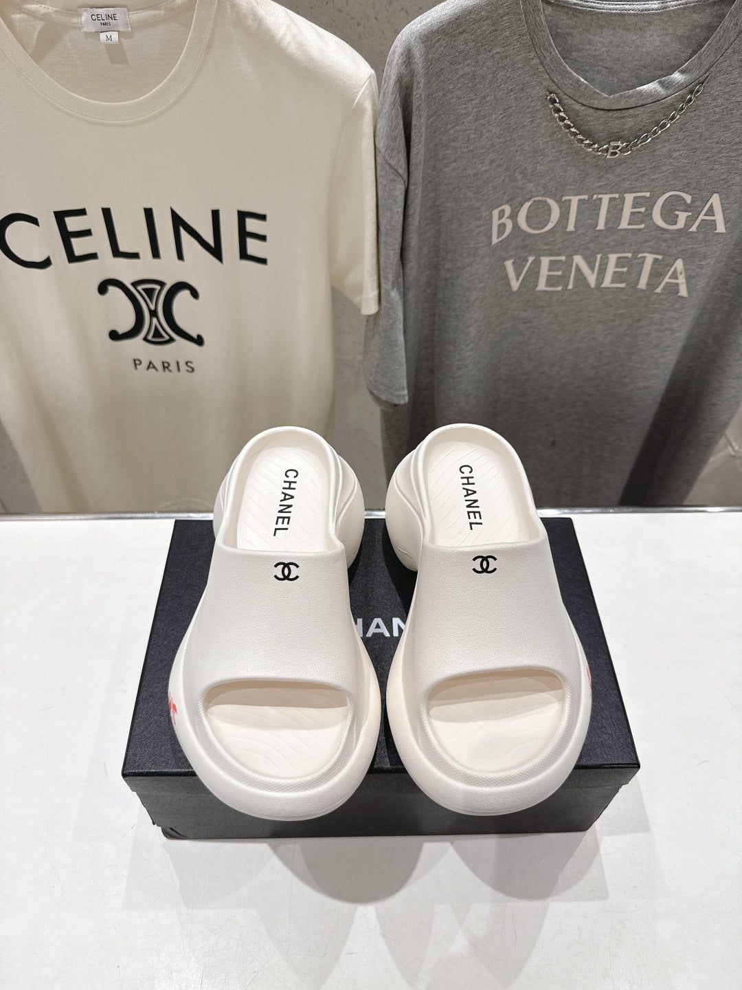 chanel/26SS NEW popular one-line thick-soled wedge-heeled slippers