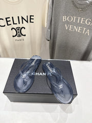 chanel/26SS NEW Transparent flip-flops beach slippers