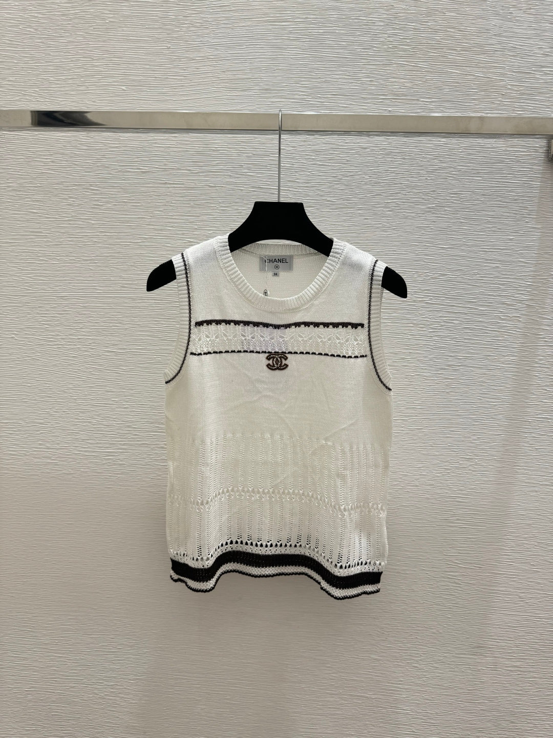 26SS NEW Color Block Hollow-Out Knit Vest 🤍
