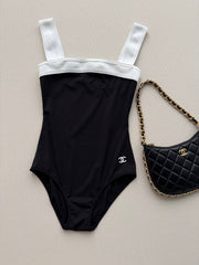 26SS NEW Black and White Color Block One-Piece Strap Swimsuit
