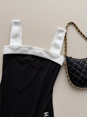 26SS NEW Black and White Color Block One-Piece Strap Swimsuit