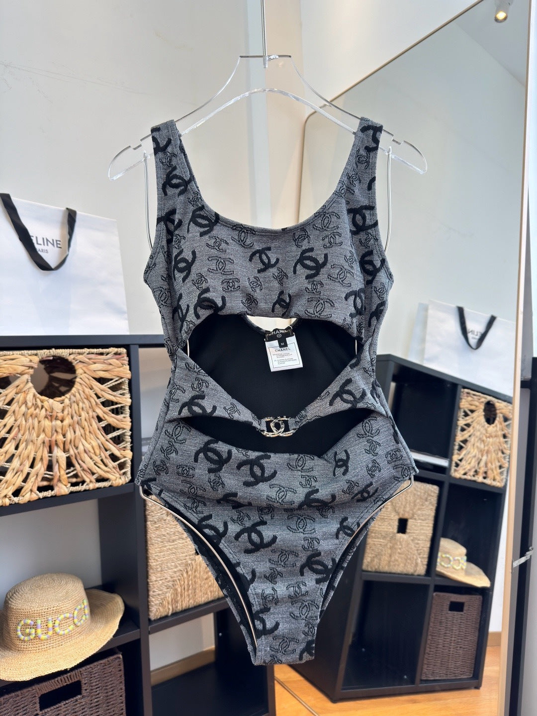 26SS NEW One-Piece Swimsuit 😍