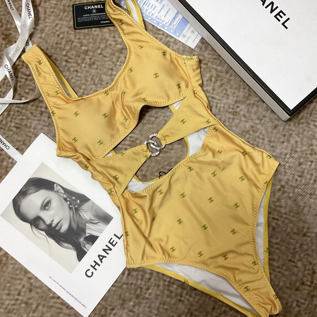 26SS NEW Yellow One-Piece Swimsuit 👙