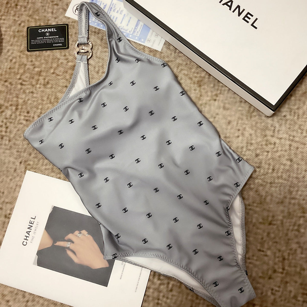 chanel/26SS NEW Grey One-Shoulder One-Piece Swimsuit 👙