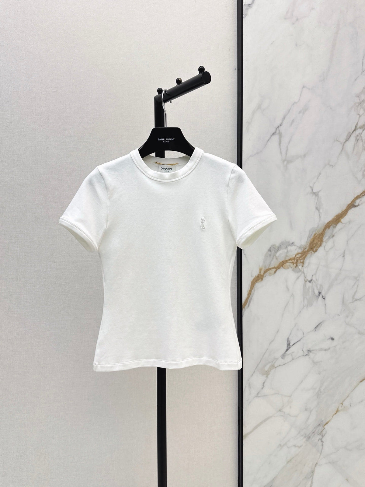 26SS NEW Versatile Small Logo Embroidered T-Shirt 🩶
