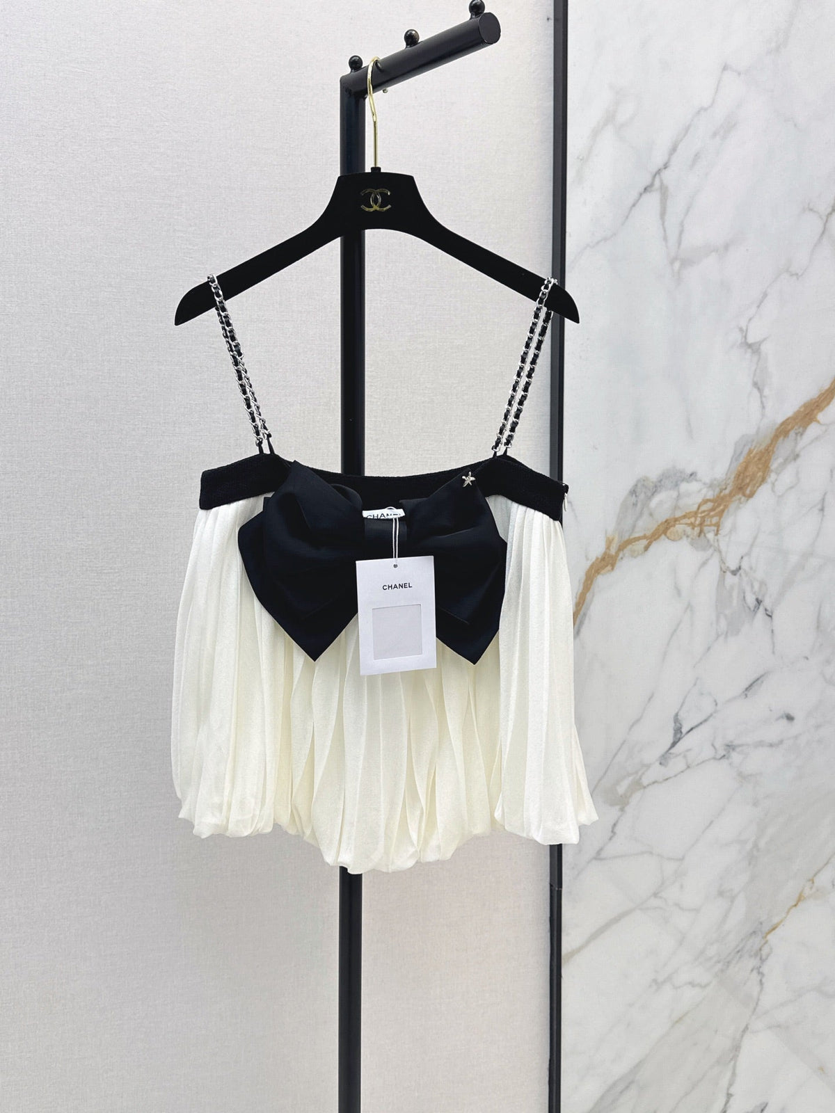 26SS NEW Color-blocked bow-decorated chain strapless camisole 🖤