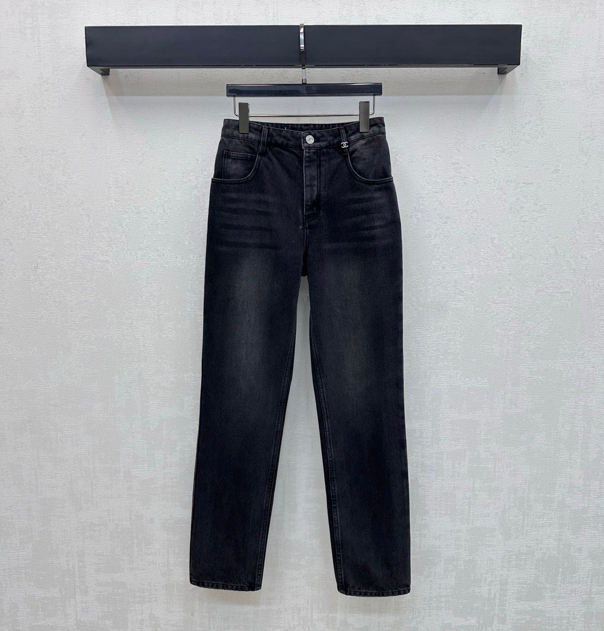 26SS NEW Gold Buckle Straight Leg Jeans