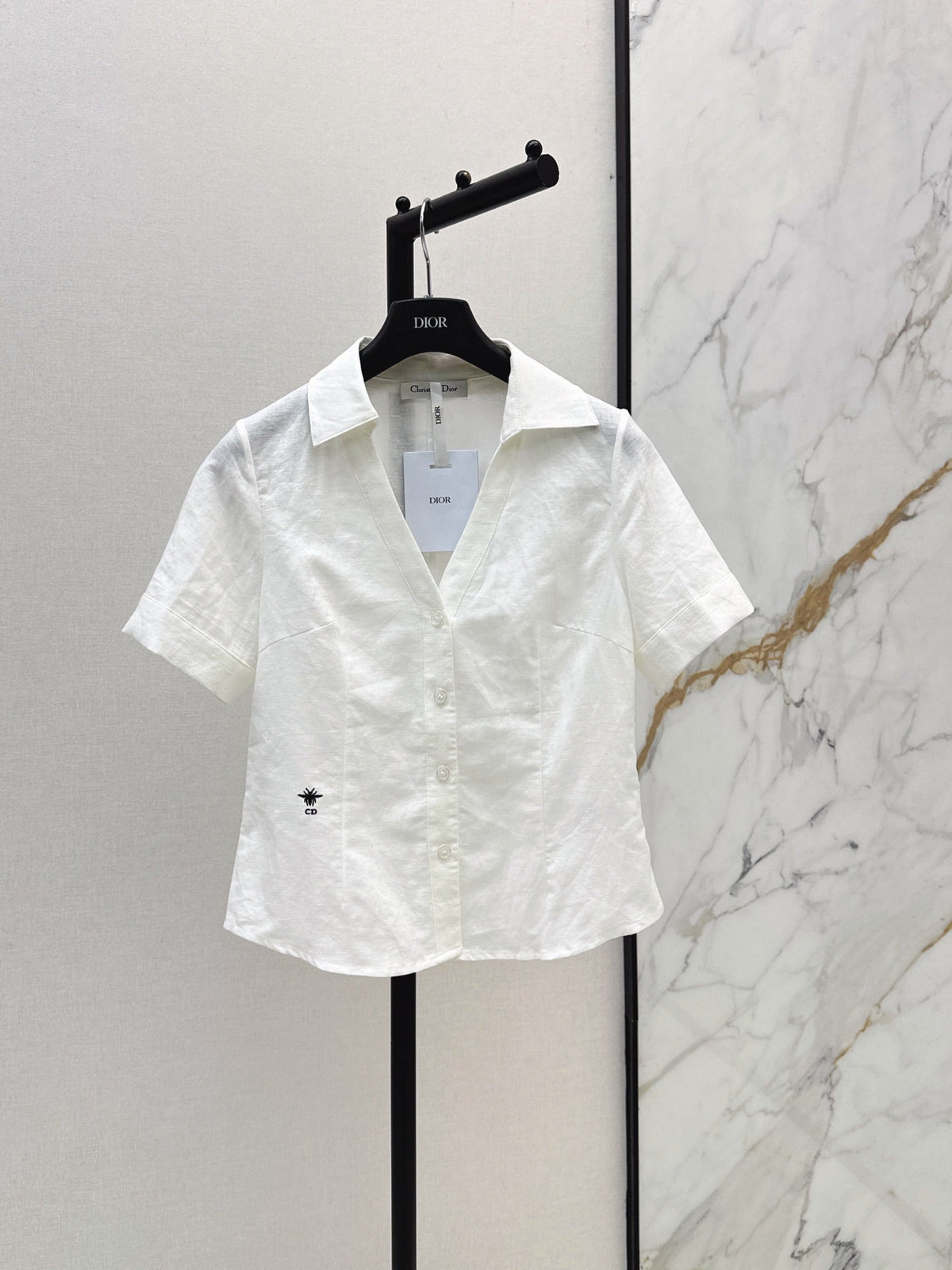 26SS New: French-style minimalist, soft-and-elegant short-sleeved linen shirt with a fitted waist 🤍