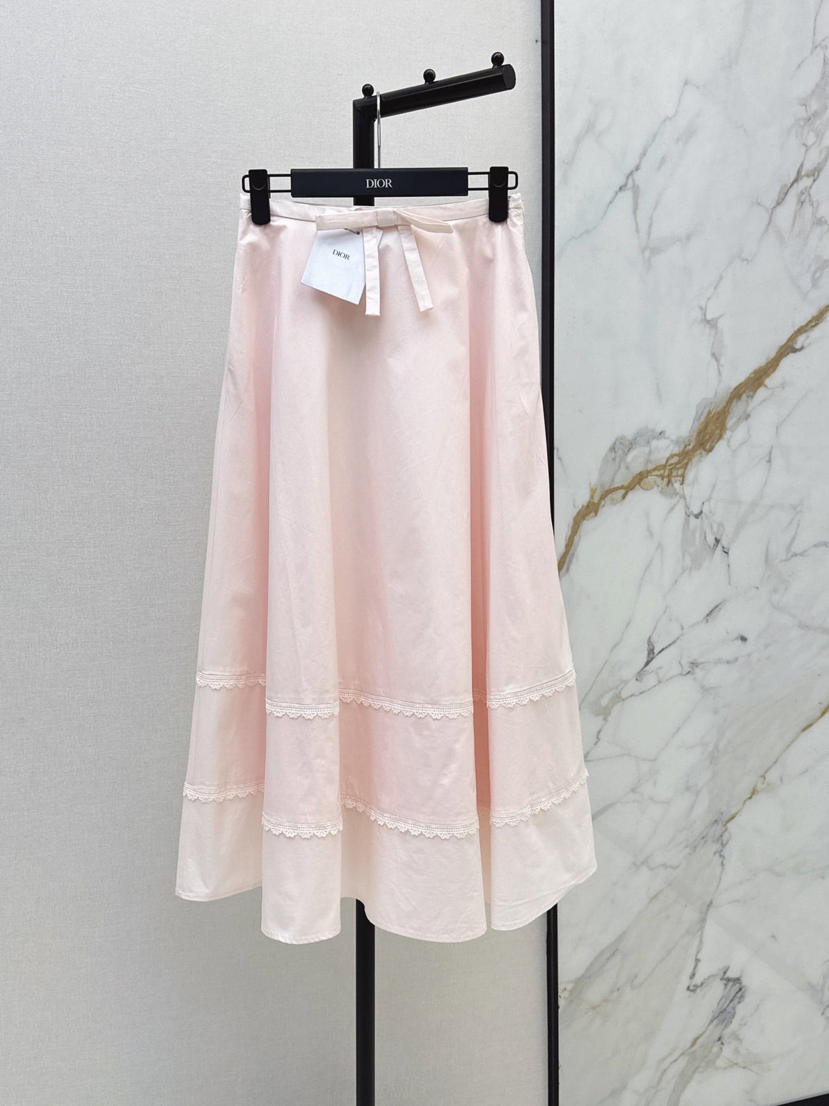 26FW New Skirt with Bow Detail and Lace Paneling 💞