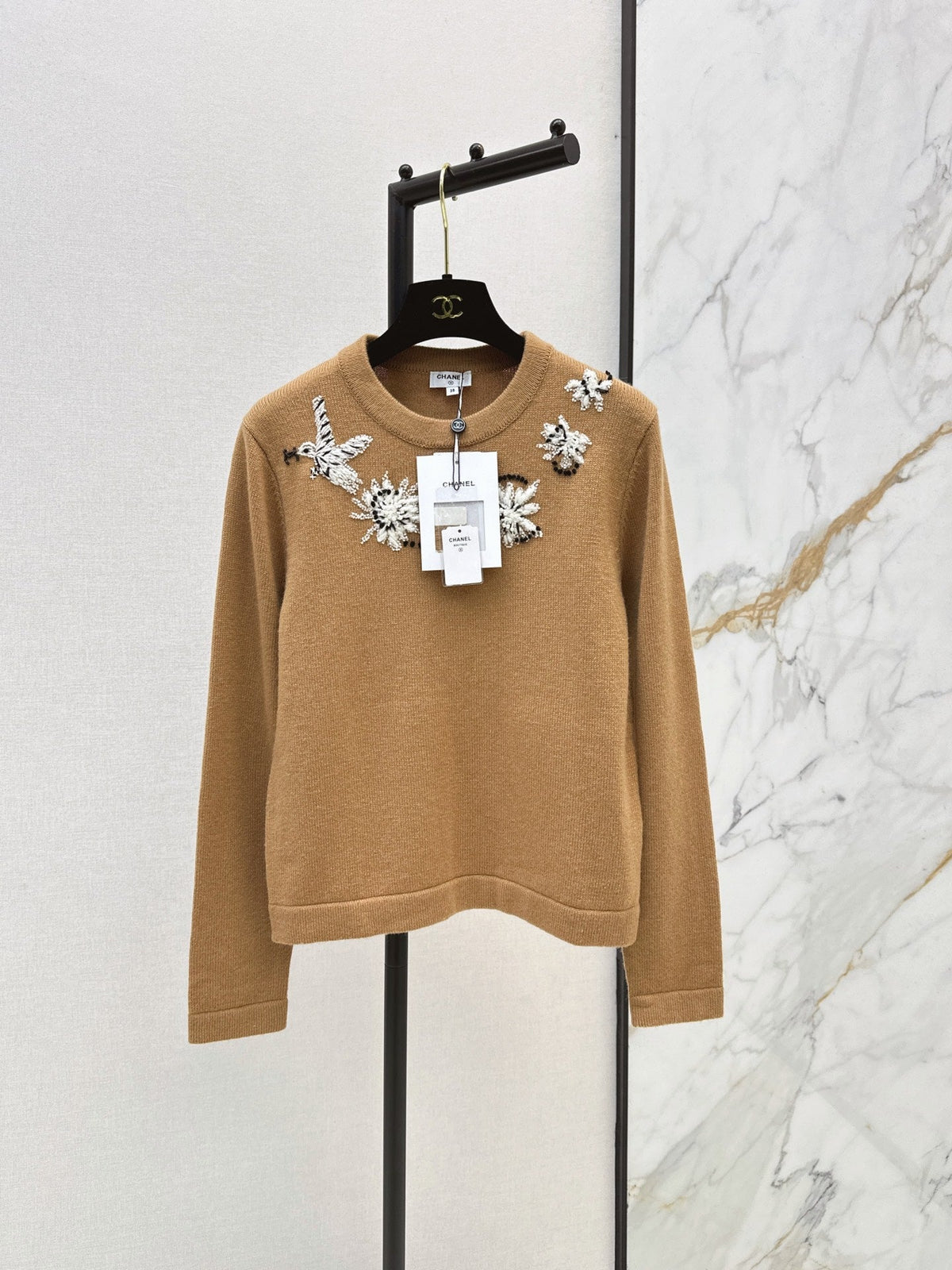 26FW New High-End Métiers d'Art Crew-Neck Sweater 🤎