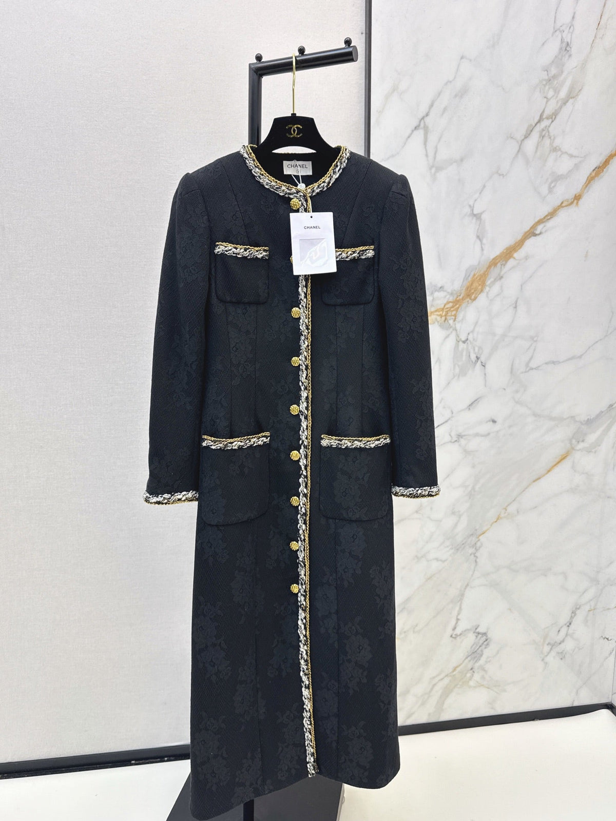 26FW New Crew-Neck Long Lace Coat with Four Pockets 🖤