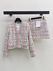 26FW New V-neck knit jacket with contrasting trim 💕