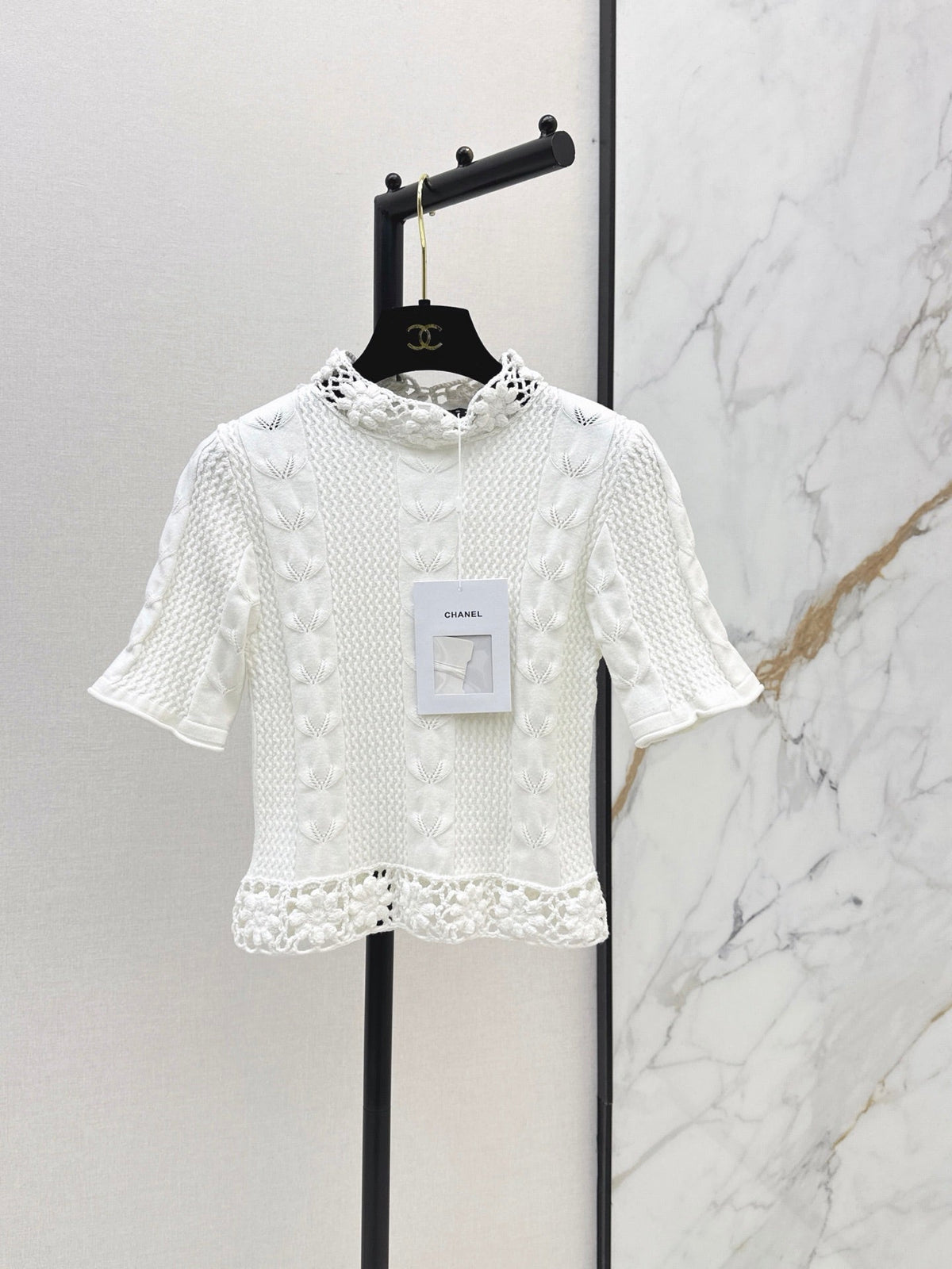 26FW New 3D-Texture Stand-Collar Knit Top 🤍