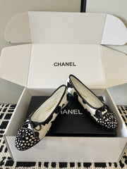 26FW New Classic Flats