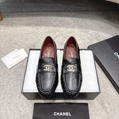 26FW New Pleated Flat Mules – Vintage-Style Flats