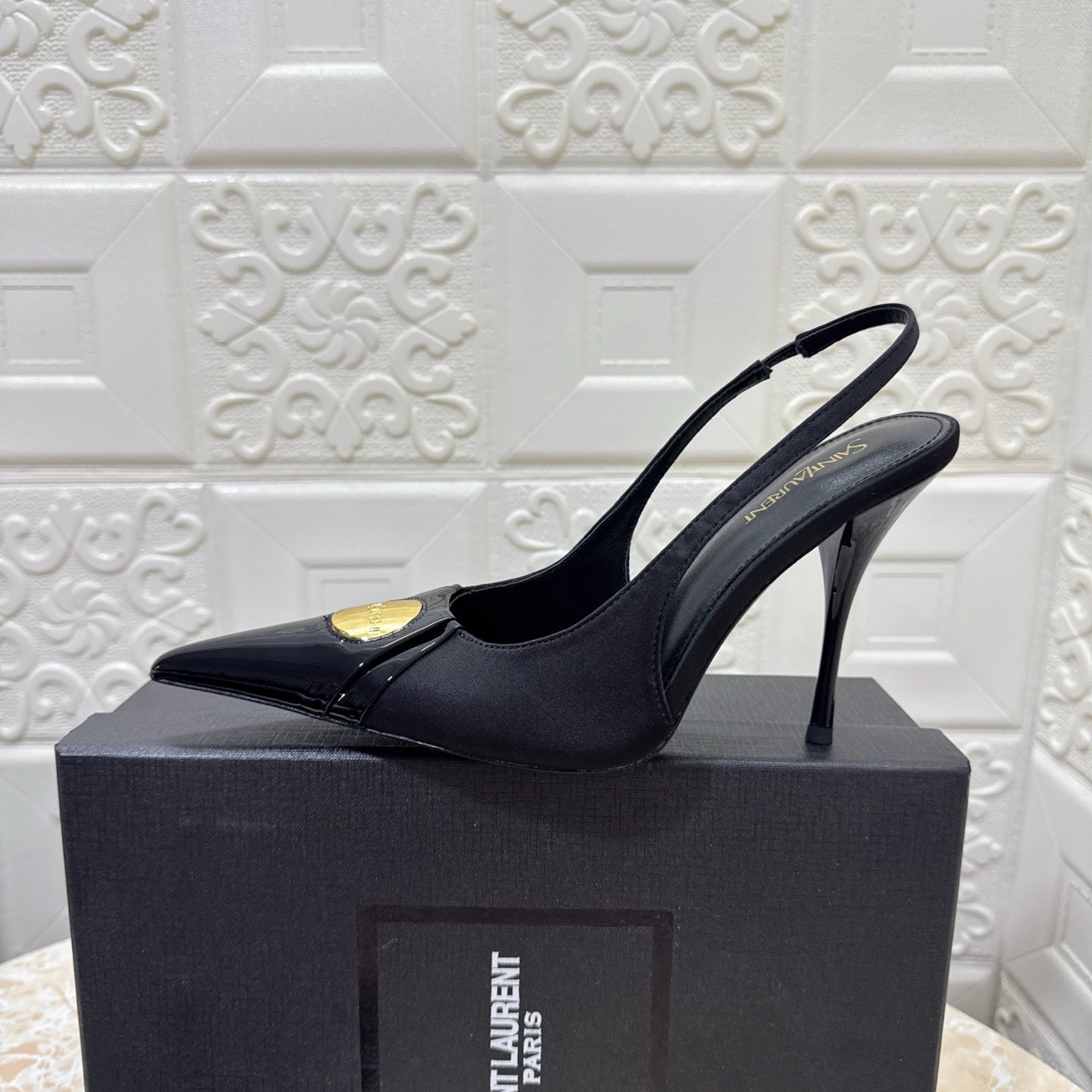 26FW New YSL Logo High Heels 👠(height: 10.5cm)