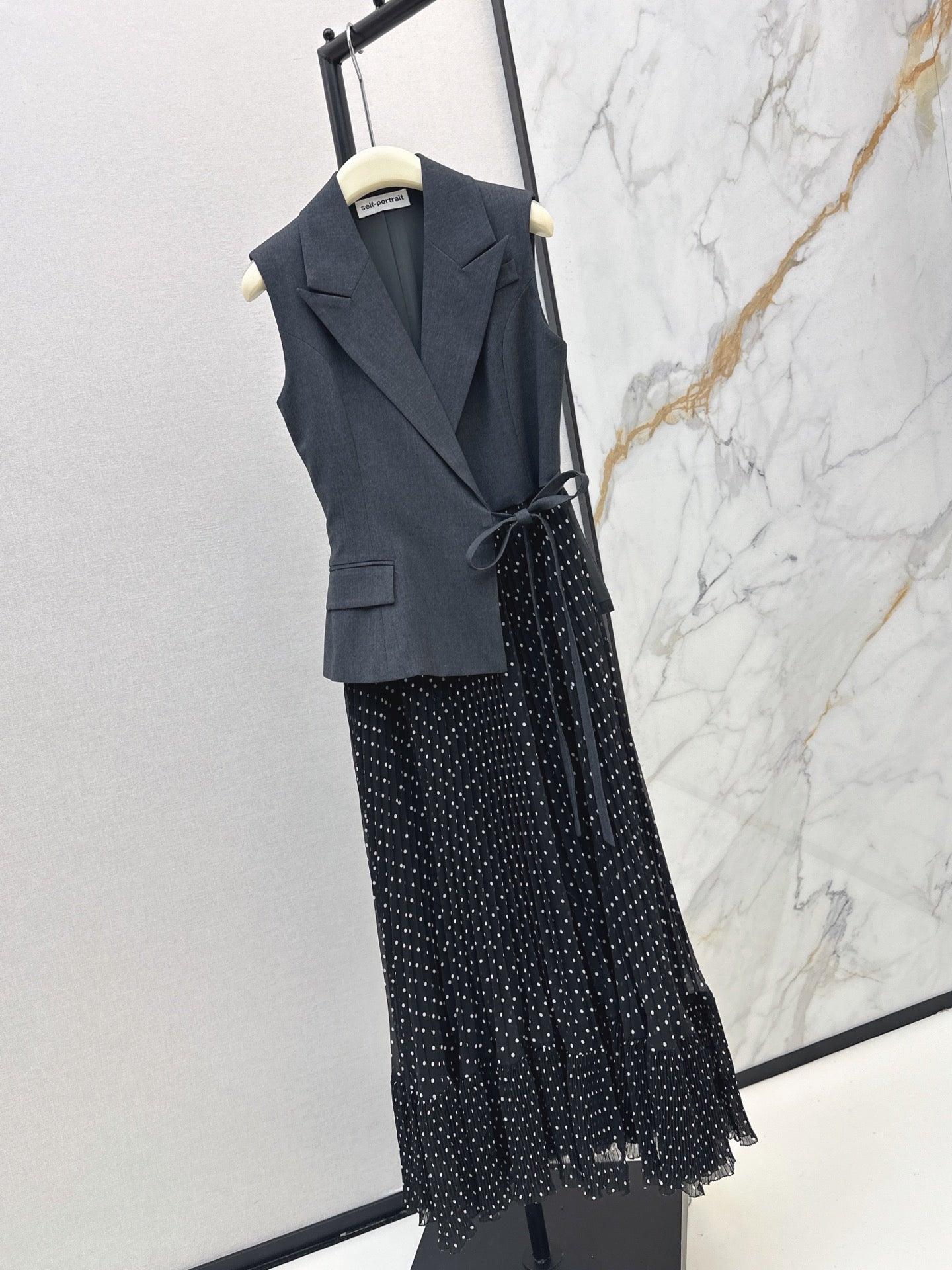 26FW New Polka-Dot Panel Dress (Faux-Layered Look) 🖤