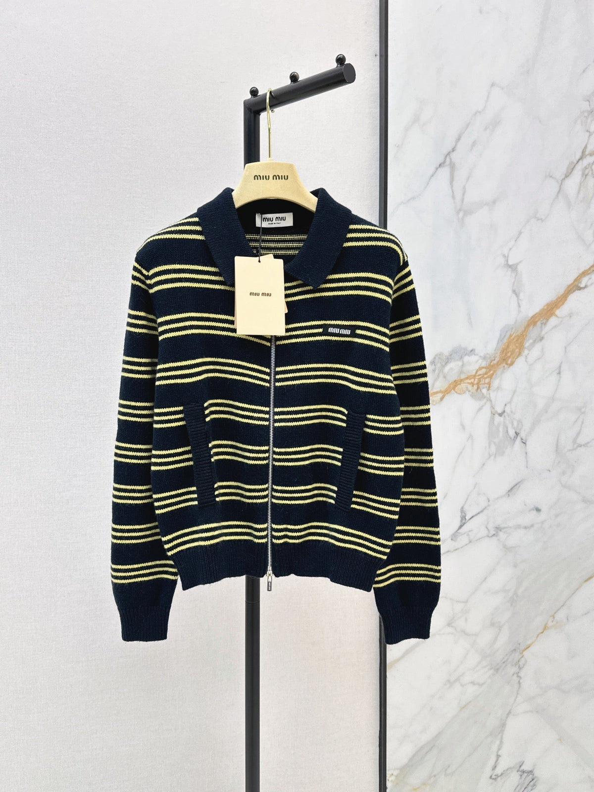 26FW New Striped Knit Cardigan with Collar 🖤