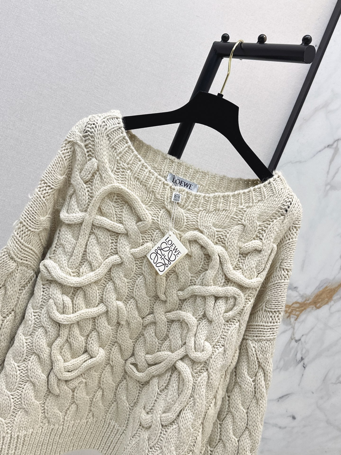 26FW New Cream Pullover Sweater with Woven Logo 🤍