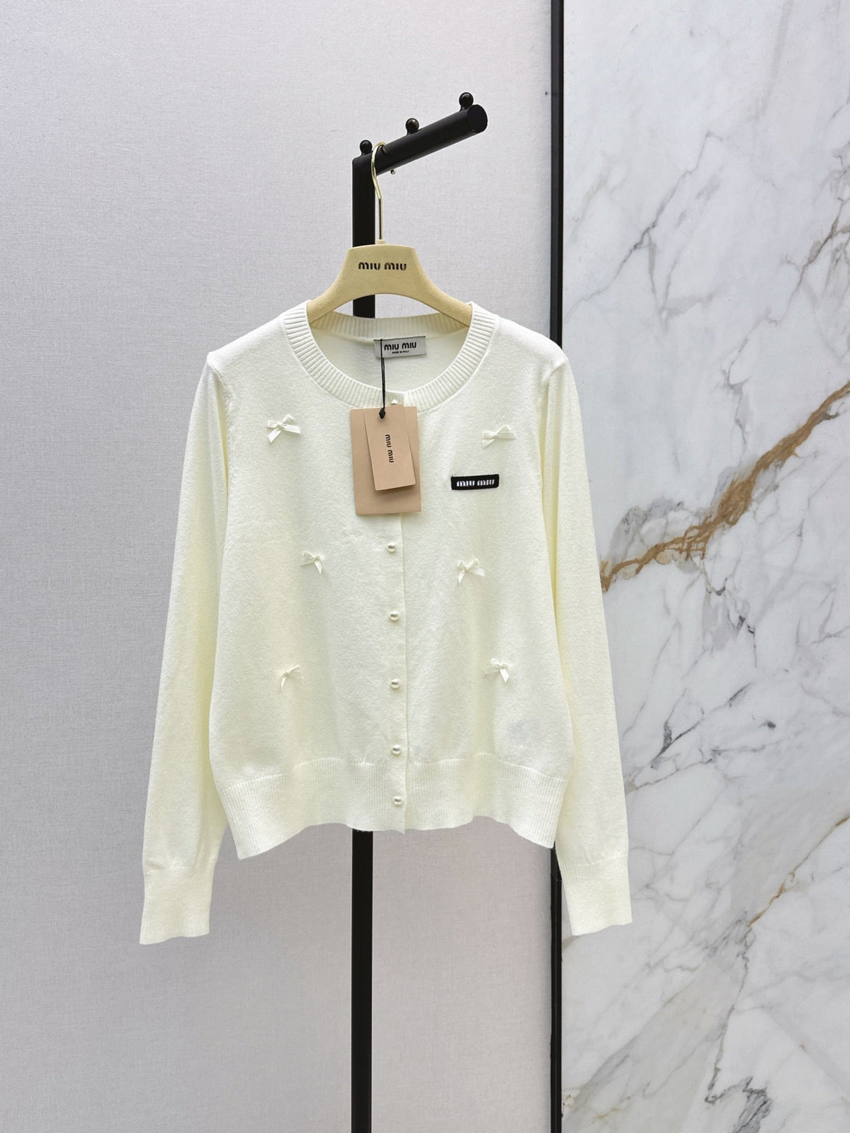 26FW New Crew-Neck Cardigan with Bow Detail 🖤