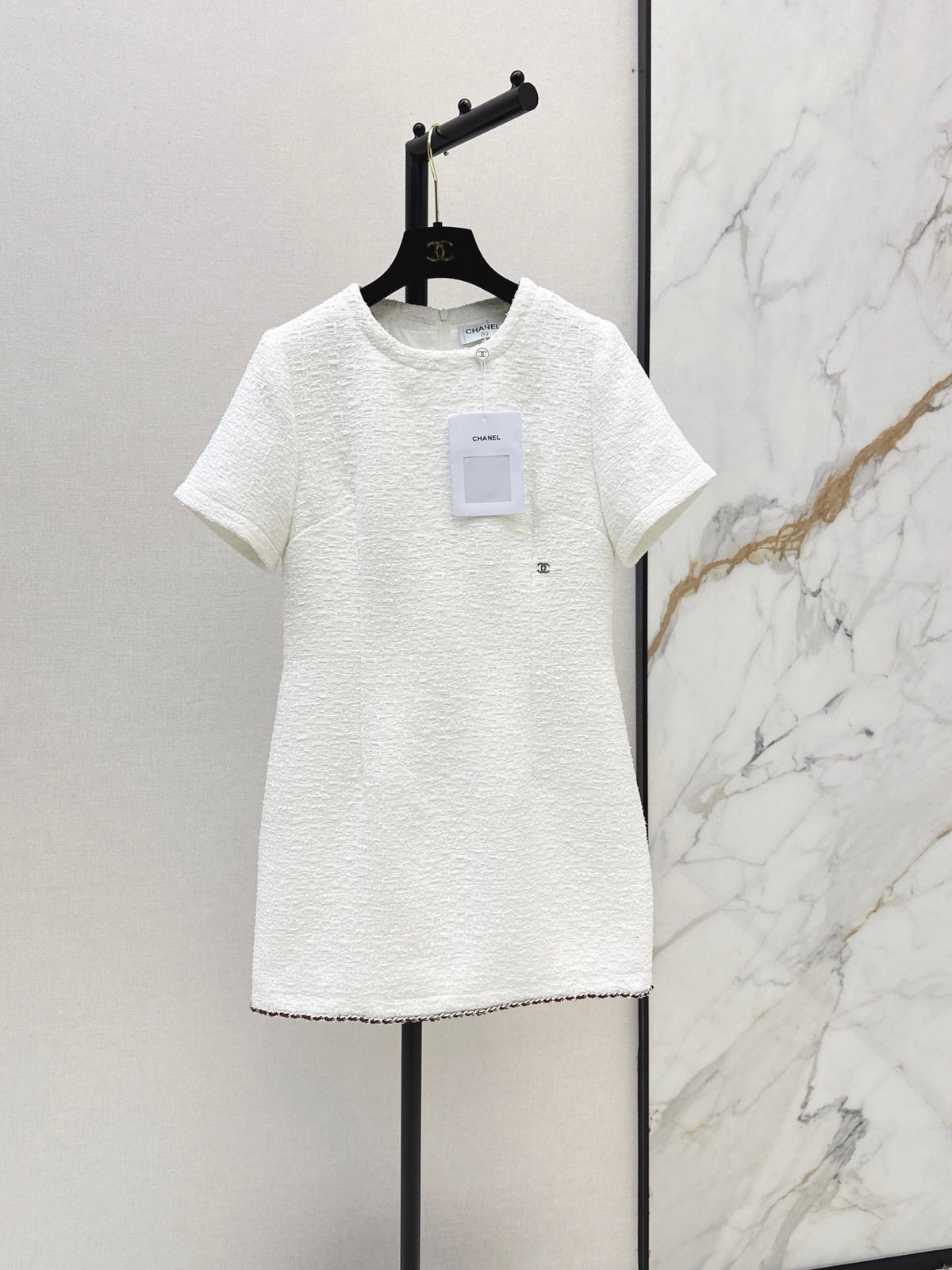 26FW New: A chic, stylish dress for the "Coco girl" 🖤