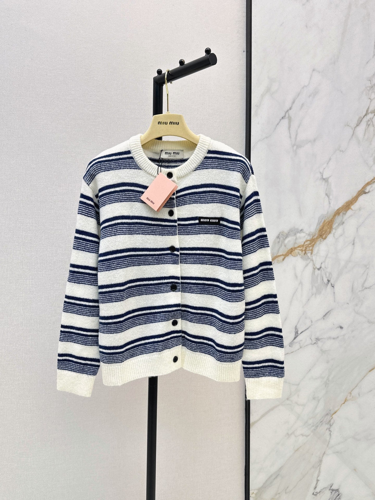 26FW New Striped Crew-Neck Cardigan 🤍
