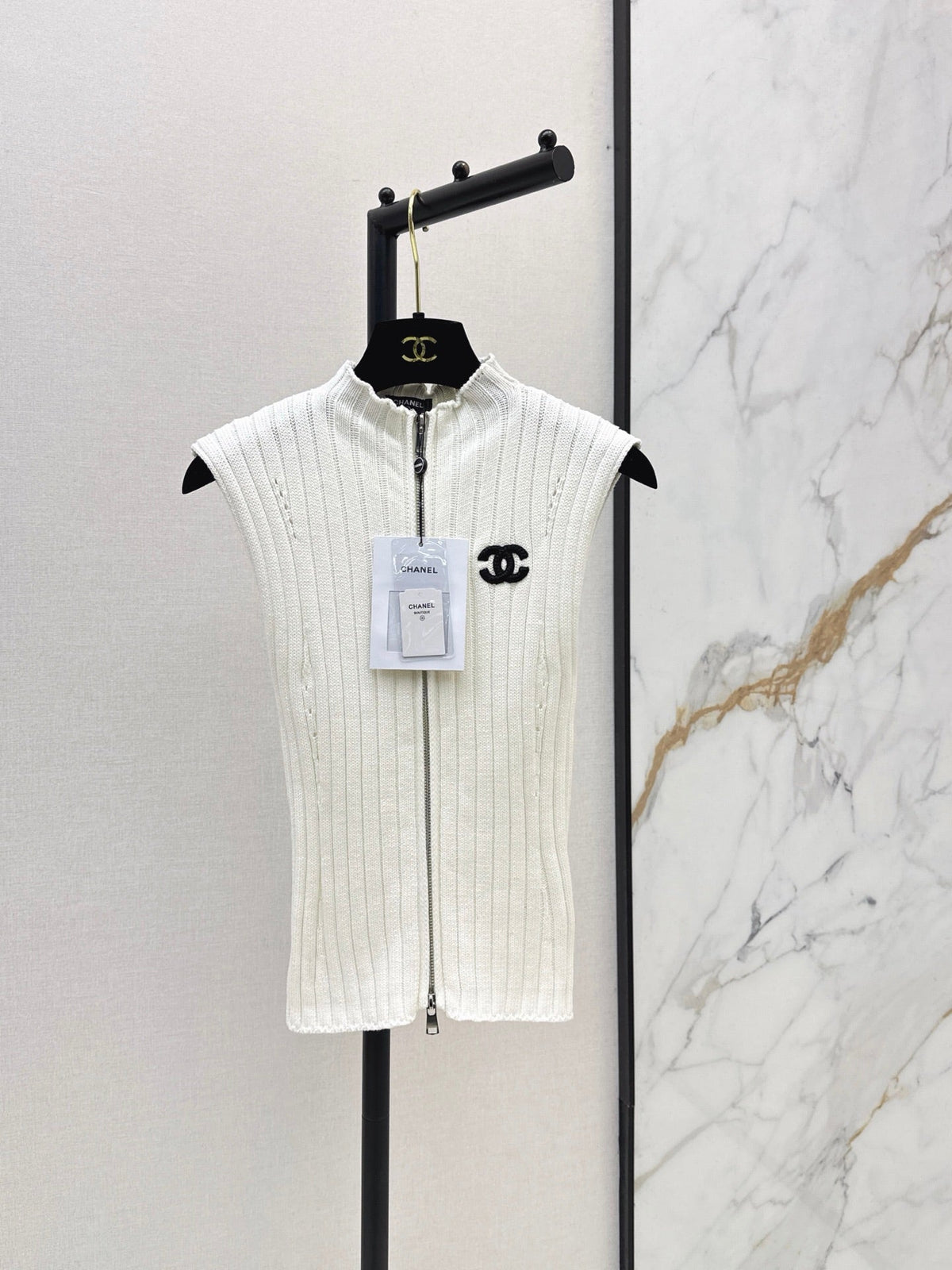 26FW New Color-Block Square-Neck Slim-Fit Sleeveless Knit Top 🤎