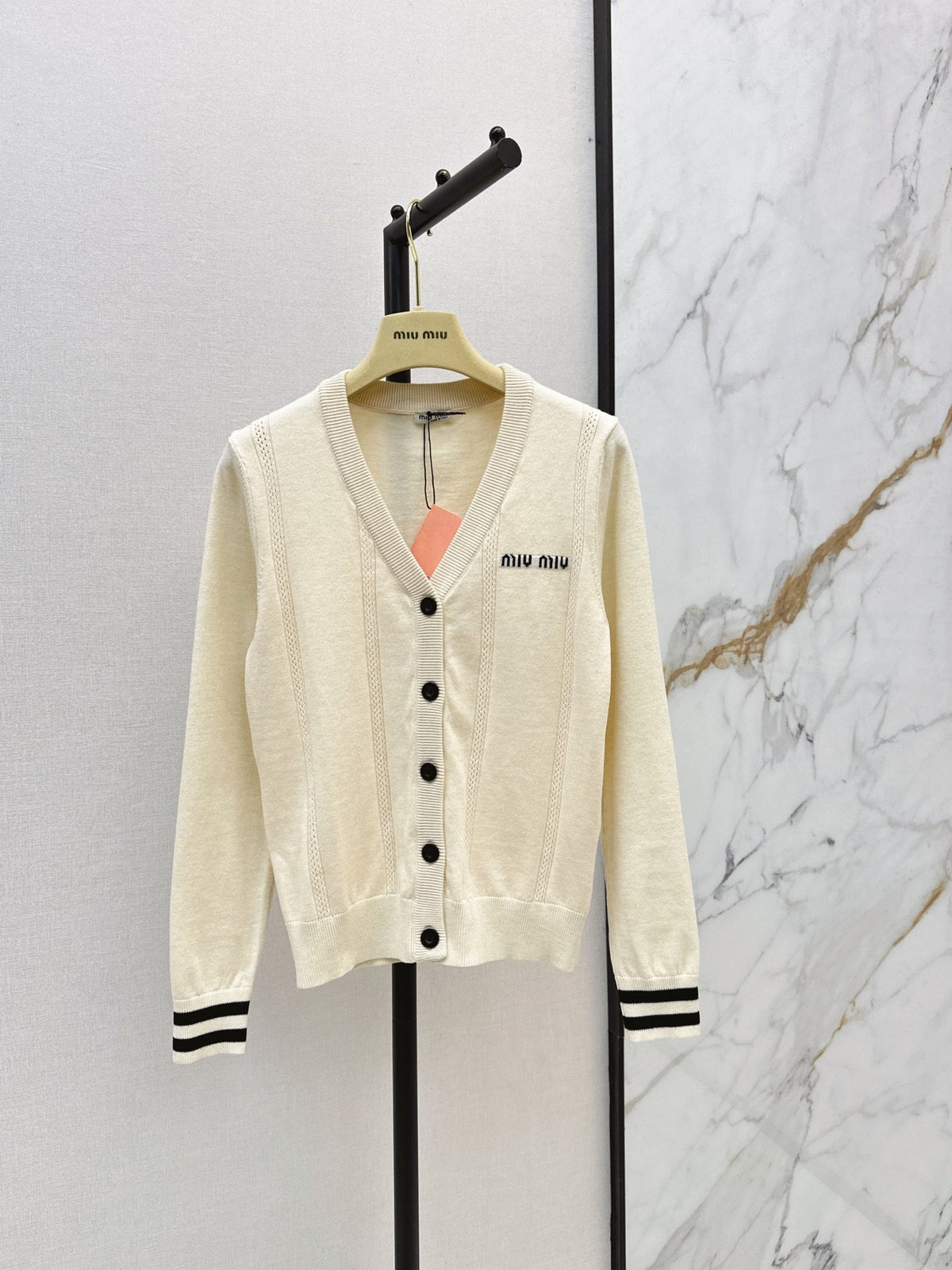 26FW New Classic V-Neck Versatile Cardigan 🤍
