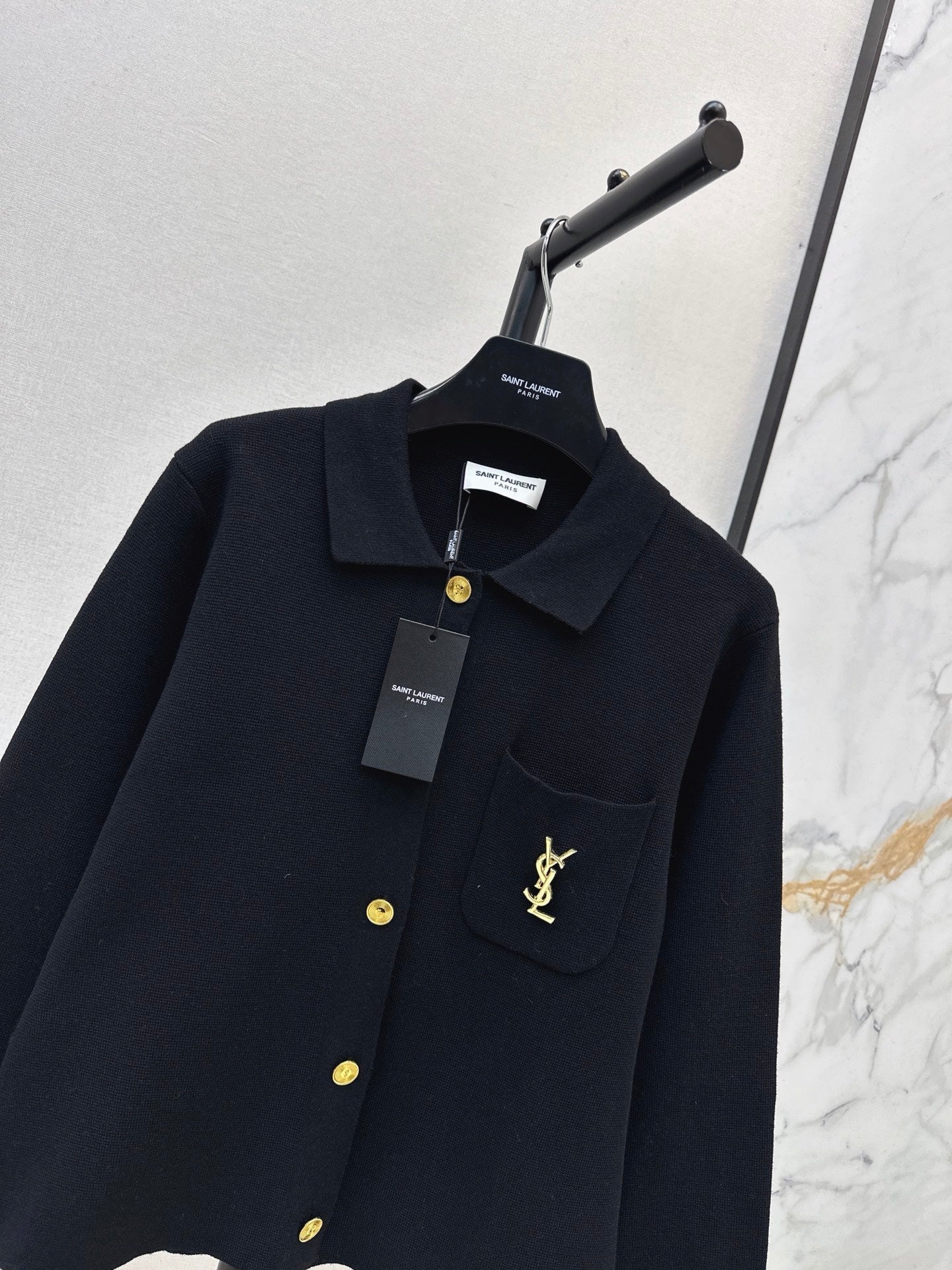 26FW New Gold Brooch-Embellished Collared Knit Cardigan 🖤