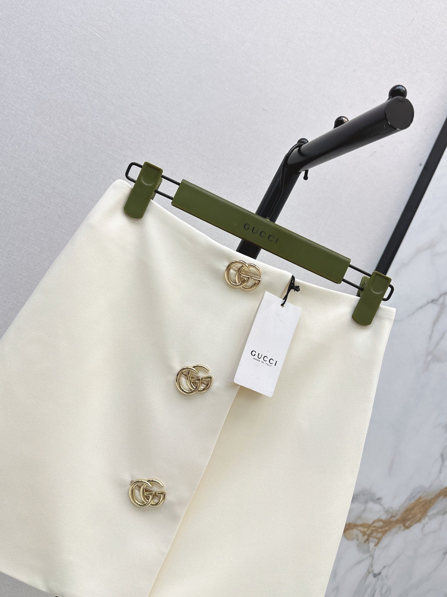 26FW NEW GG Metal-Buckle Mini Skirt 🤍